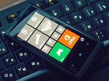 Обзор Windows Phone 7.8 на примере Nokia Lumia 800