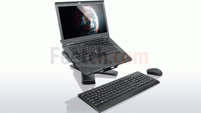 Беспроводная клавиатура и ноутбук