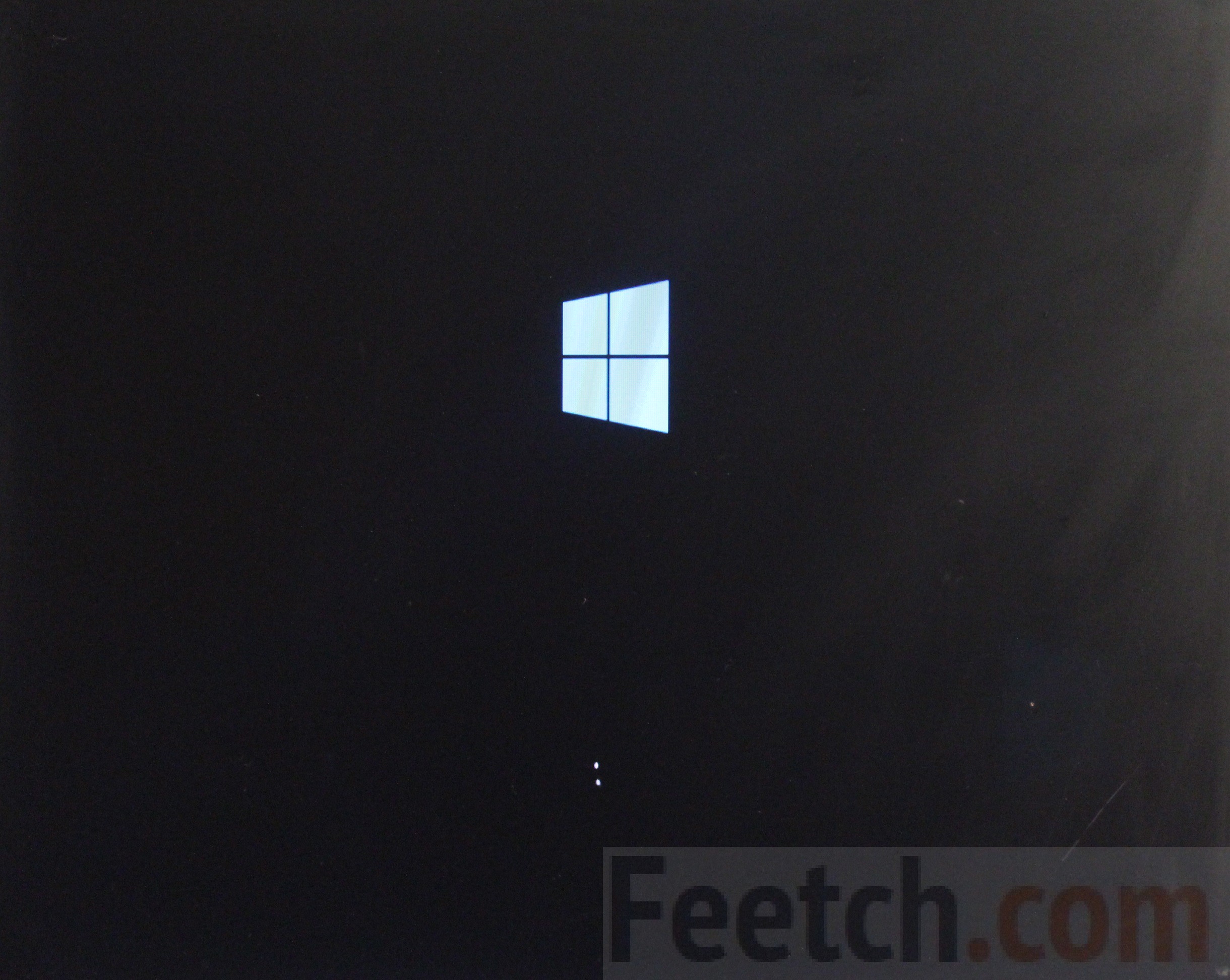 Windows 10 обновление черный экран. Чёрный экран и курсор при запуске Windows 10. Черный экран и загрузка Windows 10. Чёрный экран с курсором Windows 10. Виндоыс 10 чкерный экра.